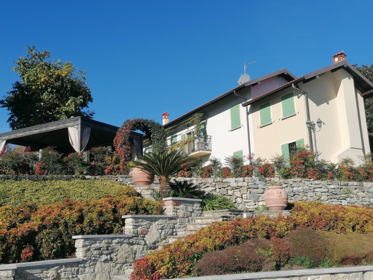 Casale Raffaello B&B Como Albese Con Cassano Exterior photo