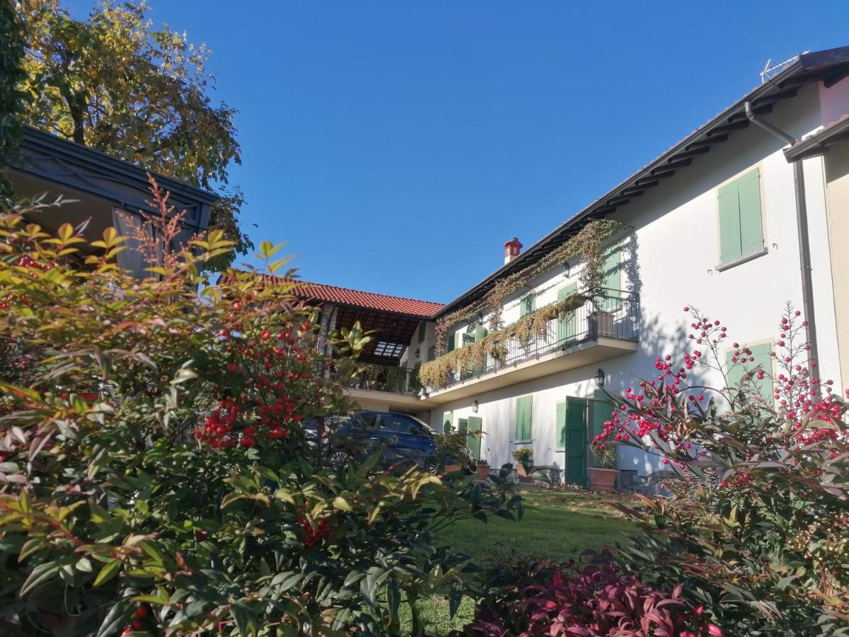 Casale Raffaello B&B Como Albese Con Cassano Exterior photo